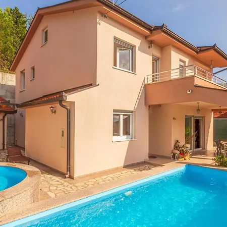 Amazing In With Wifi Holiday home Dusina