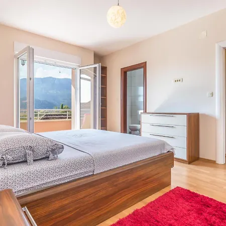 Holiday home Amazing In With Wifi *