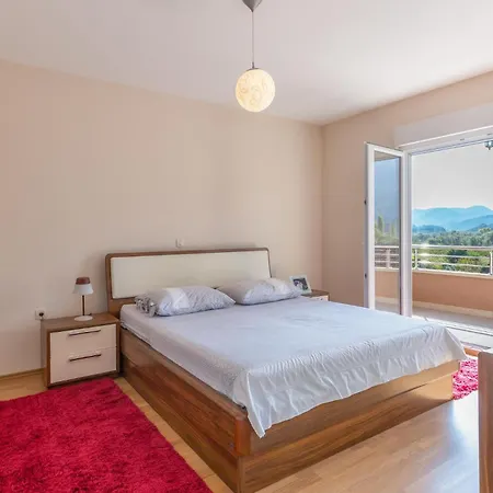 Holiday home Amazing In With Wifi Dusina