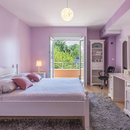 Amazing In With Wifi Holiday home Dusina